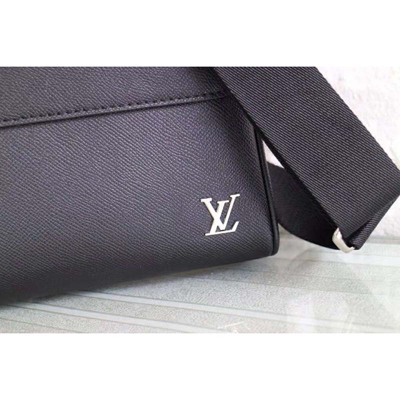 Louis Vuitton Taiga Leather Durability Synonym