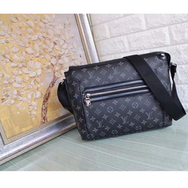 Louis Vuitton LV Men Odyssey Messenger MM Monogram Eclipse Coated Canvas (2)