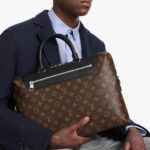 Louis Vuitton LV Men Porte-Documents Jour Monogram Macassar Canvas - immagine 6