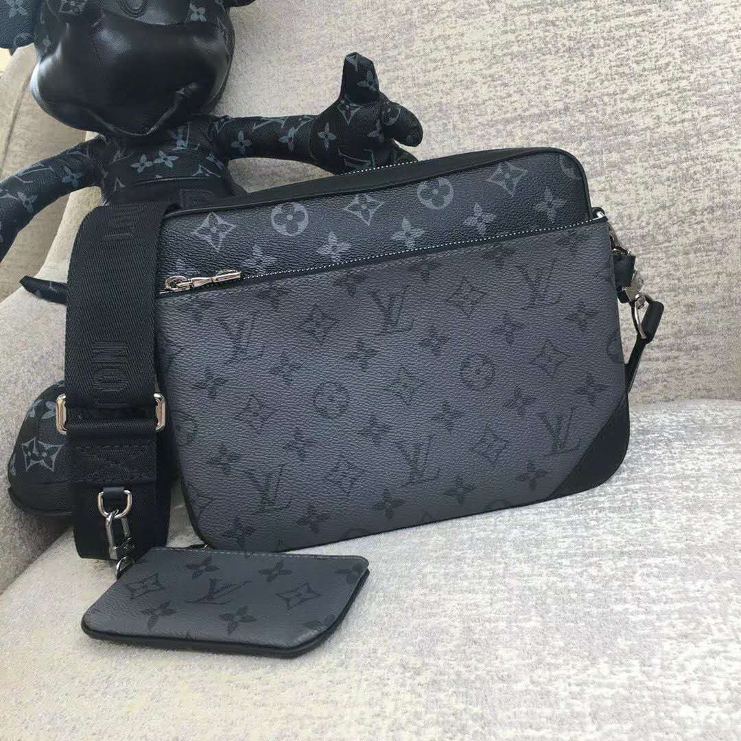 lv messenger men