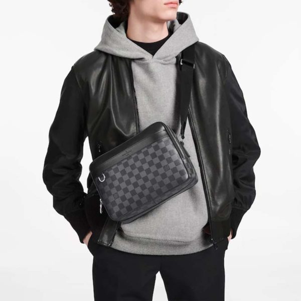 Louis Vuitton LV Men Trocadero Messenger Bag Damier Graphite Canvas (11)