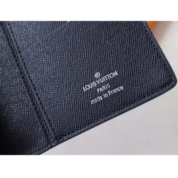 Louis Vuitton LV Unisex Brazza Wallet Black Taiga Leather (2)