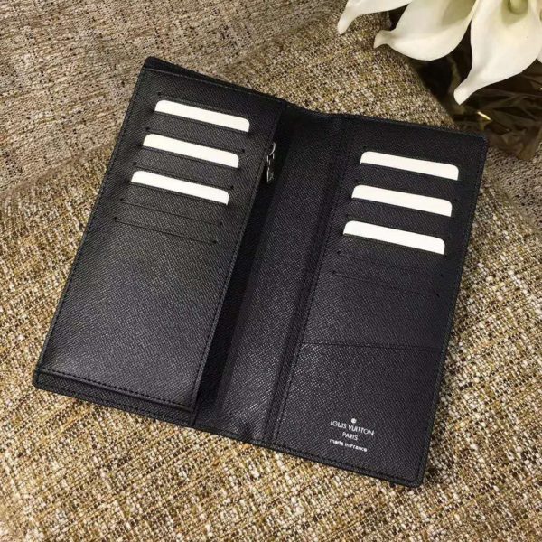 Louis Vuitton LV Unisex Brazza Wallet Taiga Cowhide Leather-Black (5)