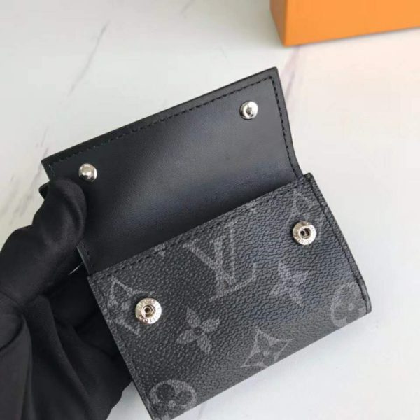 Louis Vuitton LV Unisex Discovery Compact Wallet Monogram Eclipse Coated Canvas (8)