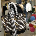 Louis Vuitton LV Unisex LVXLOL Neverfull MM Bag Monogram Canvas - Imagen 6