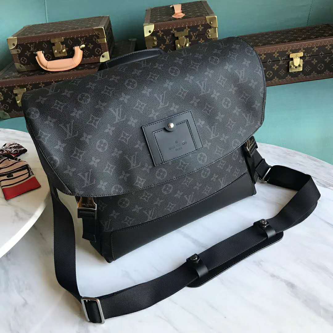 LV LV Unisex Messenger MM Voyager Monogram Eclipse Canvas in 2023