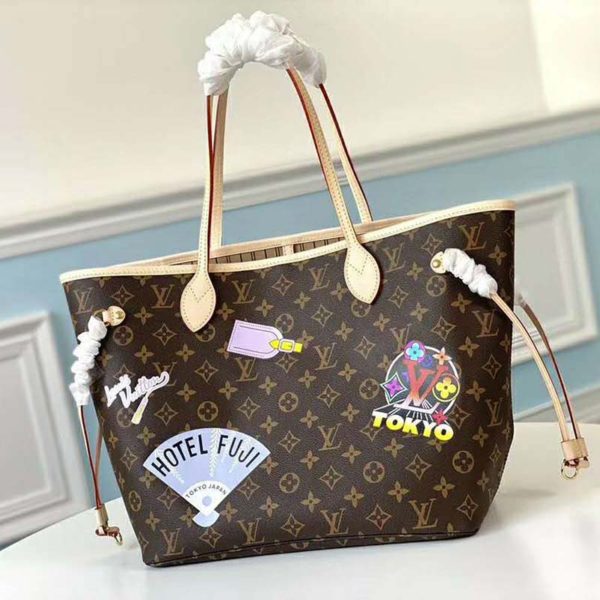 Louis Vuitton LV Unisex Neverfull MM Bag in Monogram Canvas (2)