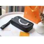 Louis Vuitton LV Unisex Pochette Volga Bag Monogram Eclipse Canvas - immagine 3