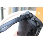 Louis Vuitton LV Unisex Pochette Volga Bag Monogram Eclipse Canvas - immagine 10