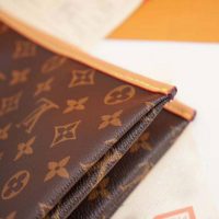 Louis Vuitton LV Unisex Saumur Messenger PM Bag Monogram Canvas