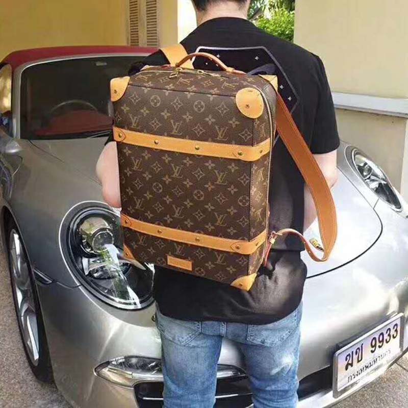 LOUIS VUITTON Monogram Soft Trunk Backpack MM 570862