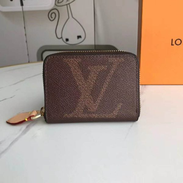 Louis Vuitton LV Unisex Zippy Coin Purse Giant Monogram Coated Canvas (2)