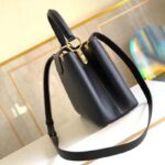 Louis Vuitton LV Women Capucines PM Taurillon Leather in Black – Bild 4