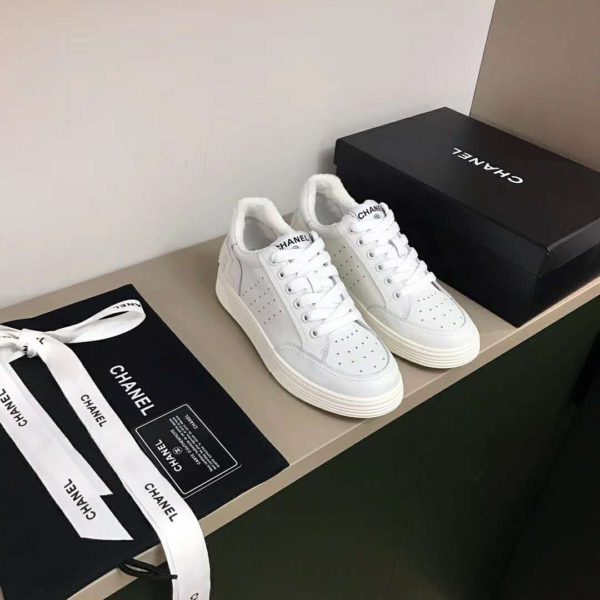 Chanel Women Sneakers Calfskin White & Fuchsia (4)