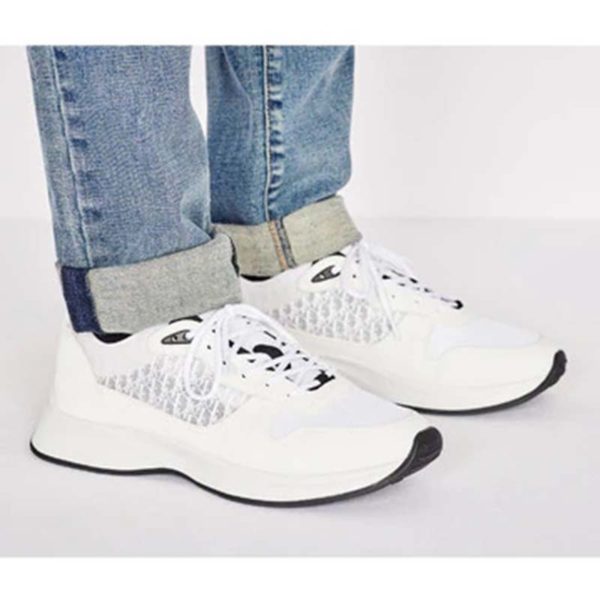 Dior Unisex B25 Runner Sneaker White Dior Oblique Canvas and Suede (1)