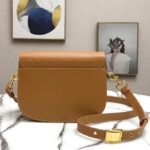 Dior Unisex Medium Dior Bobby Bag Box Calfskin Suede Interior-Brown - Imagen 4