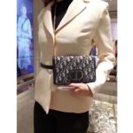 Dior Women 30 Montaigne 2-in-1 Pouch Blue Dior Oblique Jacquard - Image 10