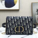 Dior Women 30 Montaigne 2-in-1 Pouch Blue Dior Oblique Jacquard - Image 3