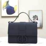 Dior Women 30 Montaigne Bag in Ultramatte Grained Calfskin-Navy - Imagen 4