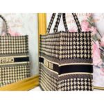 Dior Women Dior Book Tote Black and Beige Houndstooth Embroidery - Bild 6