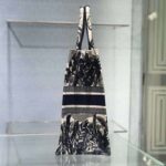 Dior Women Dior Book Tote Blue Palm Tree Toile De Jouy Embroidery - Bild 5