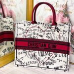 Dior Women Dior Book Tote Dioramour Graffiti Latte Multicolor Embroidery - immagine 2