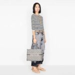 Dior Women Small Dior Book Tote Gray Dior Oblique Embroidery - immagine 5