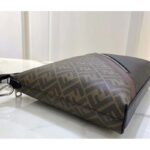 Fendi Men Slim Messenger Textured Brown Fabric Bag FF Motif – Bild 4