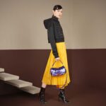 Fendi Women Glossy Black Neoprene Ankle Boots FFrame Pointed-Toe - Bild 7