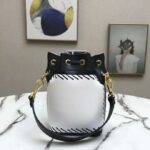 Fendi Women Mon Tresor Bucket Bag White Canvas Mini-Bag – Bild 5