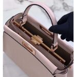 Fendi Women Peekaboo Iconic Medium Pink Leather Twist Lock Bag - immagine 10