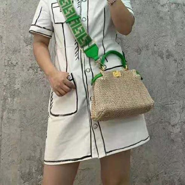 Fendi Women Peekaboo Iconic Mini Natural Raffia Bag Green Nappa (11)