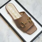 Gucci Women's Leather Slide Sandal with Horsebit Brown Leather – Image 7
