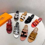 Hermes Women Amica Sandal Calfskin Two Intertwined Initials Straight Cut Edges-Black - Imagen 7