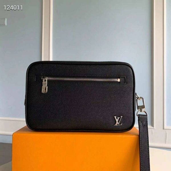 Louis Vuitton LV Men Pochette Kasai Taiga Cowhide Leather-Black (1)