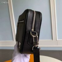 Louis Vuitton LV Men Pochette Kasai Taiga Cowhide Leather-Black