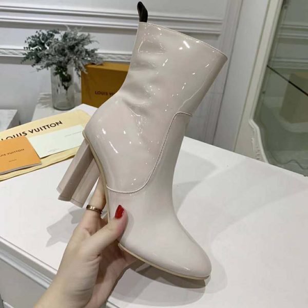 Louis Vuitton LV Women Silhouette Ankle Boot Shiny Rubber-White (2)