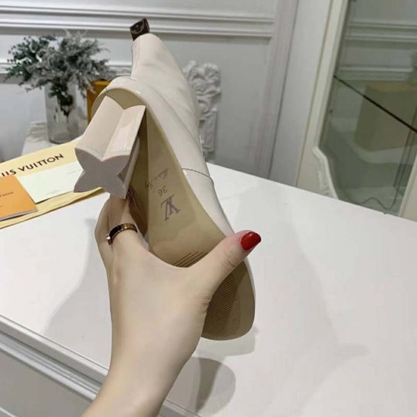 Louis Vuitton LV Women Silhouette Ankle Boot Shiny Rubber-White (6)