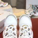 Louis Vuitton Women LV Archlight Sneaker Leather Technical Fabrics-Orange – Bild 9