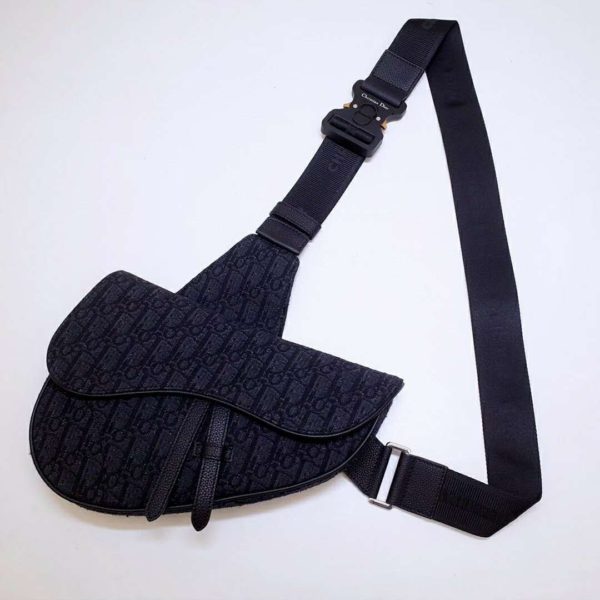 Dior Unisex Saddle Bag Black Dior Oblique Jacquard Grained Calfskin (3)