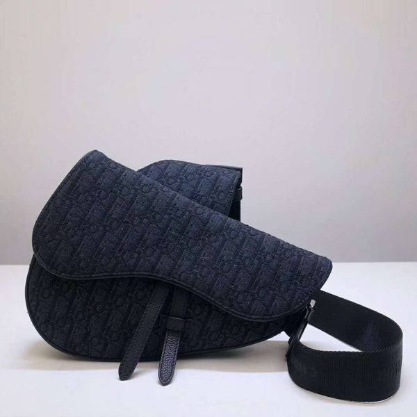 Dior Unisex Saddle Bag Black Dior Oblique Jacquard Grained Calfskin (4)