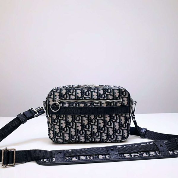 Dior Unisex Safari Messenger Bag Grained Black Calfskin Dior Oblique Jacquard (10)
