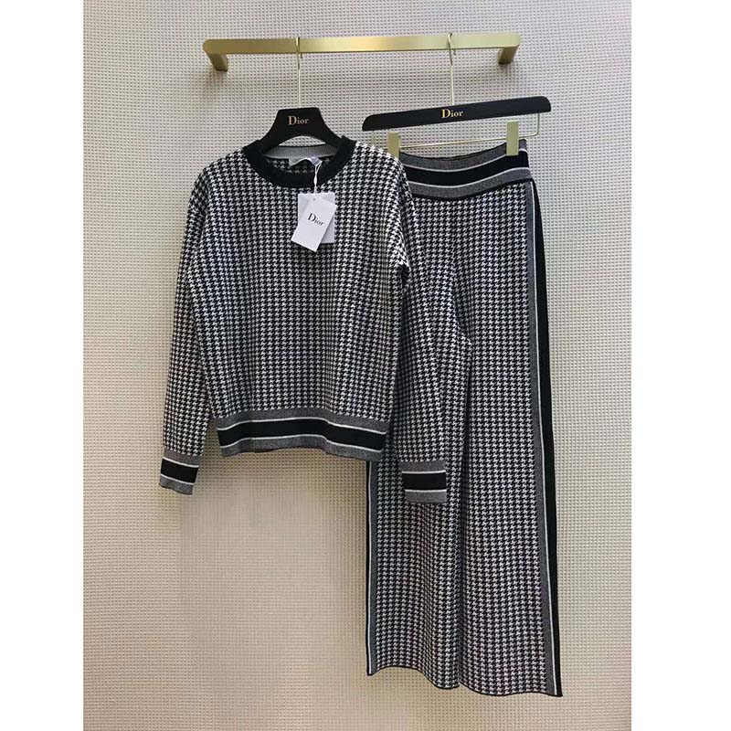 Dior Women 30 Montaigne Sweater Black 