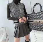 Dior Women V-Neck Sleeveless Sweater Blue Gray Cashmere Wool – Image 4