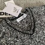 Dior Women V-Neck Sleeveless Sweater Blue Gray Cashmere Wool – Image 8