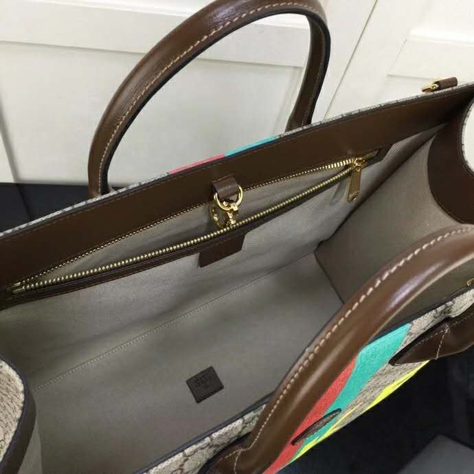 Gucci Unisex ‘Fake/Not’ Print Large Tote Bag GG Supreme Canvas
