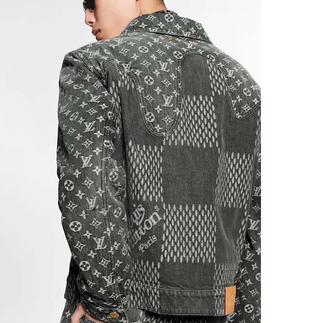 LOUIS VUITTON GIANT DAMIER WAVES MONOGRAM DENIM JACKET BLUE SIZE 48,  Luxury, Apparel on Carousell