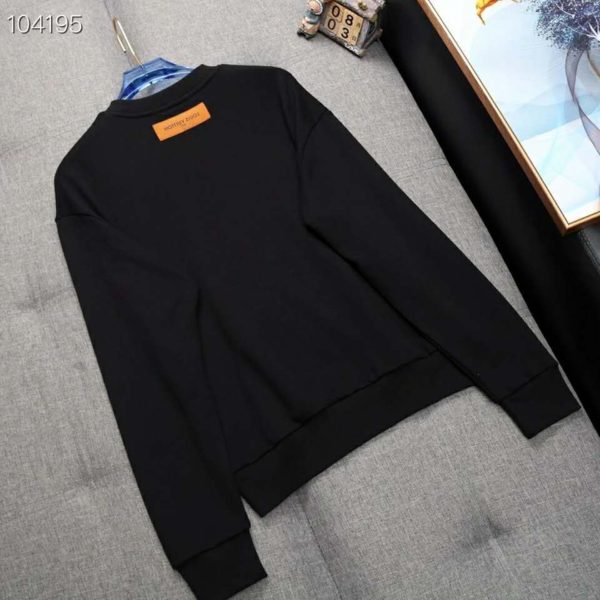 Louis Vuitton LV Men LV Stitch Print Embroidered Sweatshirt Regular Fit (11)