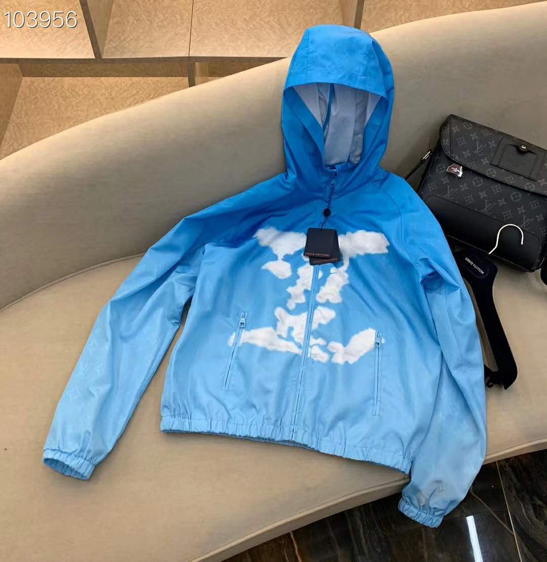 Louis Vuitton Mens Cloud Windbreaker Jacket – LuxuryPromise