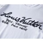 Louis Vuitton LV Men Pont Neuf Signature Print & Embroidery T-Shirt - Imagen 7